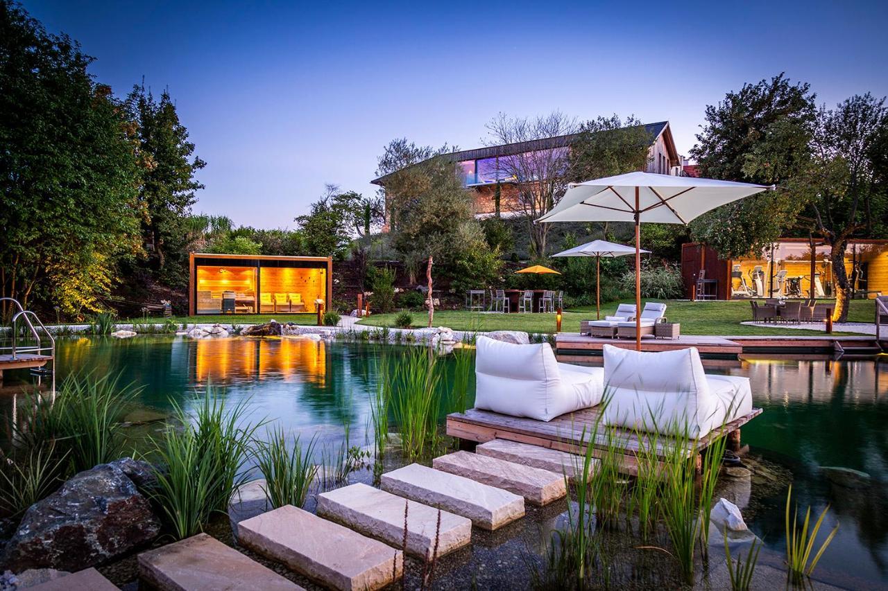 Golden Hill Country Chalets & Suites Waldschach Exterior photo